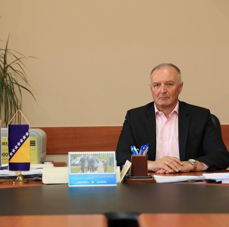 Država “gori” nakon Helezove poruke o ruskim kampovima u BiH: Trag vodi do vrha režima u RS-u?