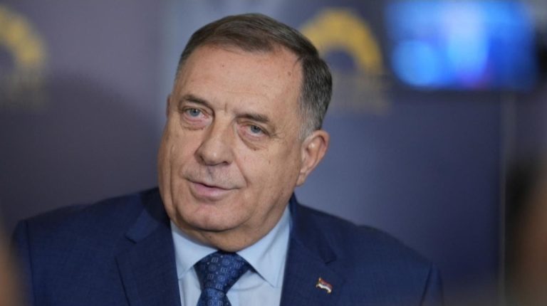 ​”Dodikova propala inicijativa: Poziv na jedinstvo završio kao politički debakl.”