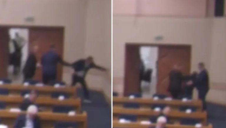 Vukanović izbačen sa sjednice NSRS nakon burne rasprave i otpora obezbjeđenju