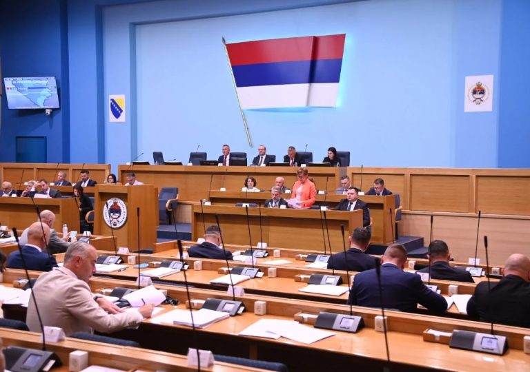 ​Historijska lekcija u NSRS-u: Jasna poruka onima koji bi zabranjivali ljiljane