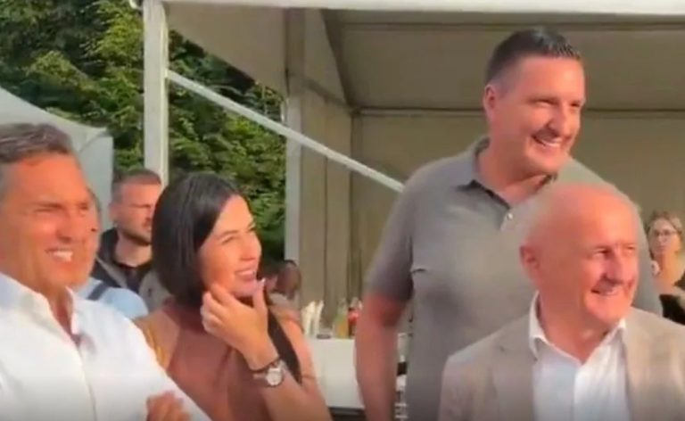 ​Vukanović: Elek ogolio Dodika, Vučić ga može srušiti kao kulu od karata