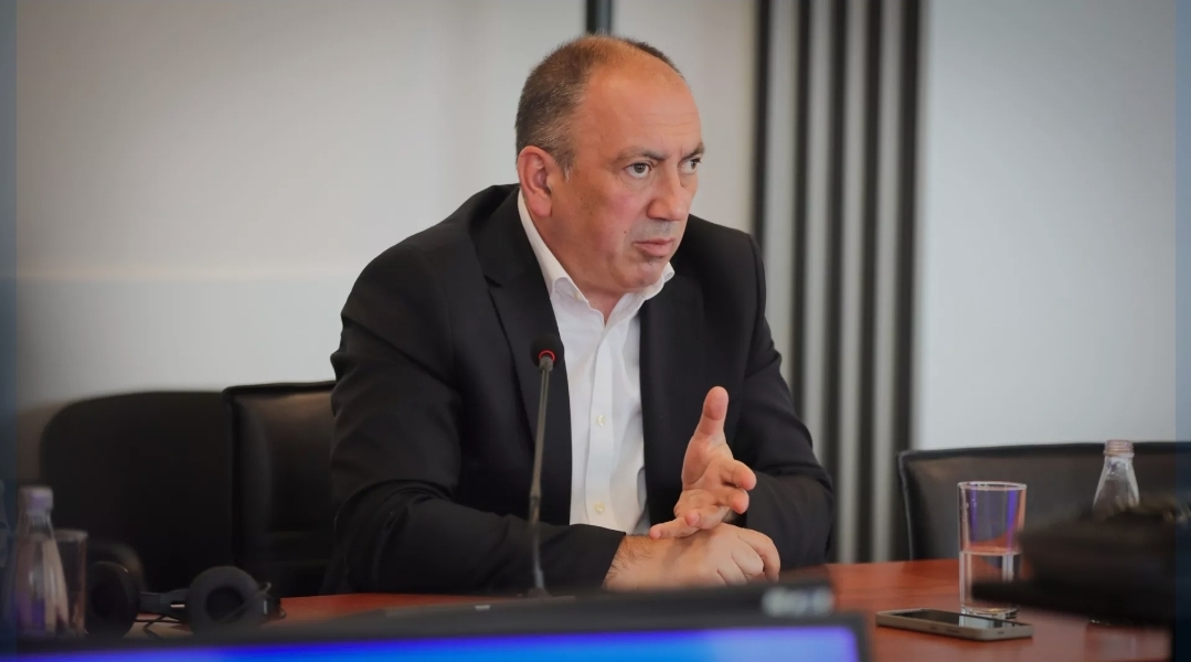 ​Crnadak kritikovao vlast u RS zbog svečanih otvaranja vodovodne mreže