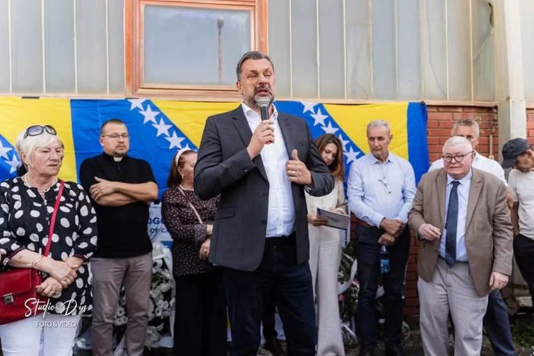 Poruka Vučiću kao prekretnica: Zašto je Konaković odlučio prekinuti šutnju o Srebrenici?
